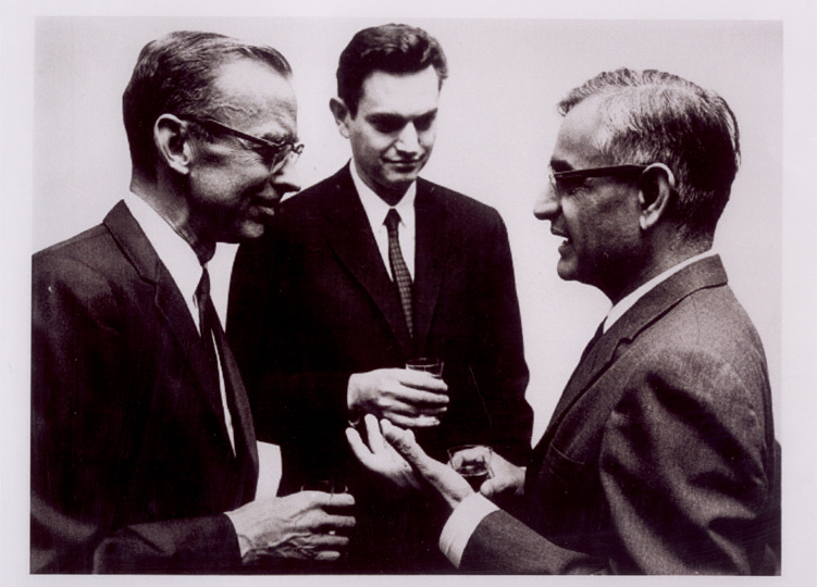 Ниренберг, Корана и Холи. Роль генетического кода в синтезе белка. Историческое эссе