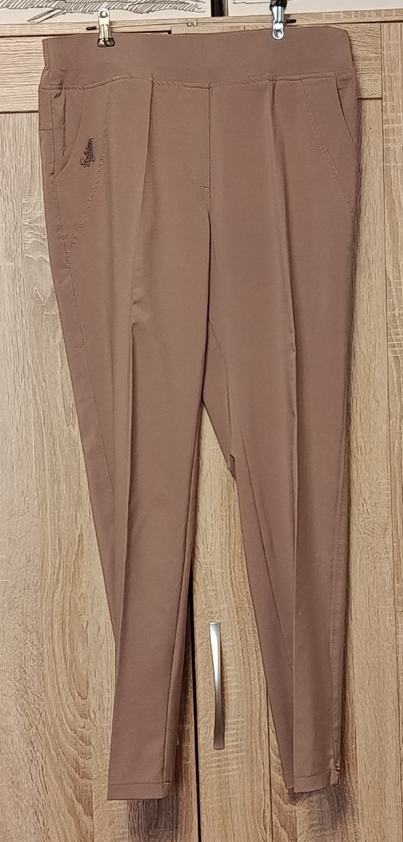 Эти брюки цвета какао еще не проданы, 500 руб. р-р.50