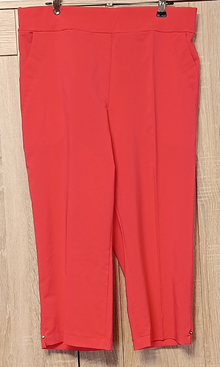 Эти бриджи красные еще ждут хозяйку, 450 руб. р-р.50