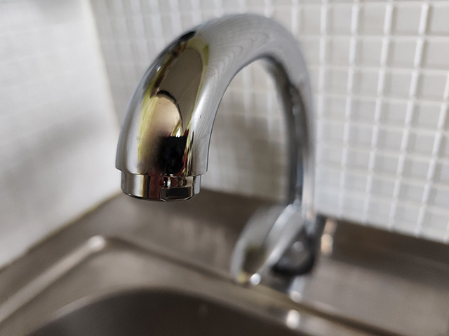 В микрорайоне «Южный» в Твери до конца дня отключили воду