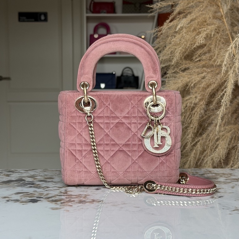Сумка Lady Dior Mini от Christian Dior оригинал в Москве