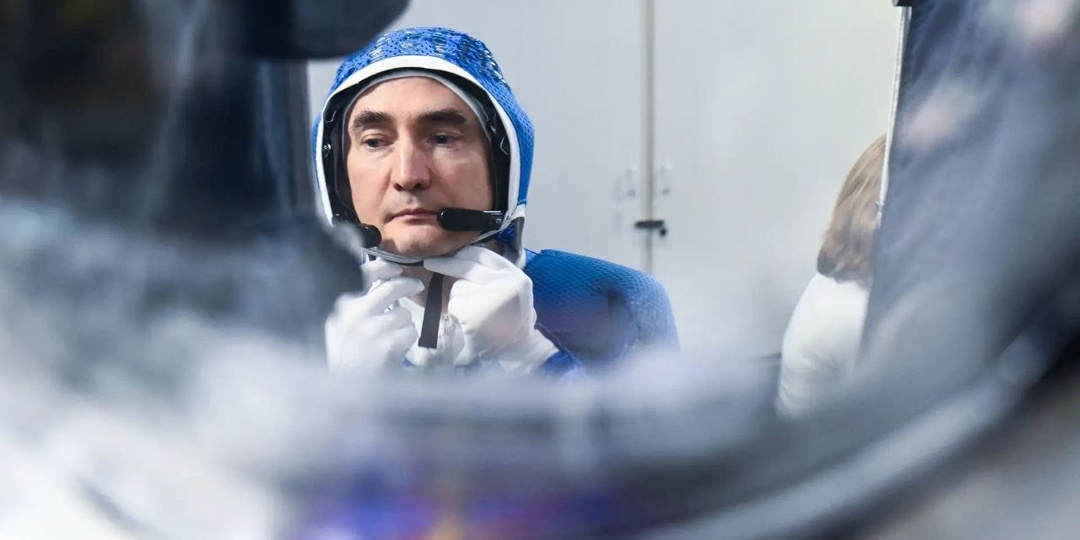 Космонавты Роскосмоса Пётр Дубров и Анна Кикина продолжают подготовку к внекорабельной деятельности на тренажёре «Выход-2