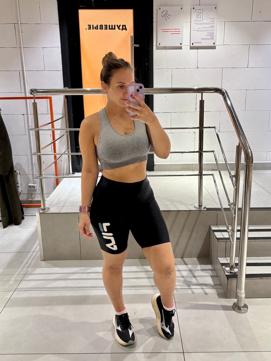 Плохая погода загнала меня на дорожку в зал