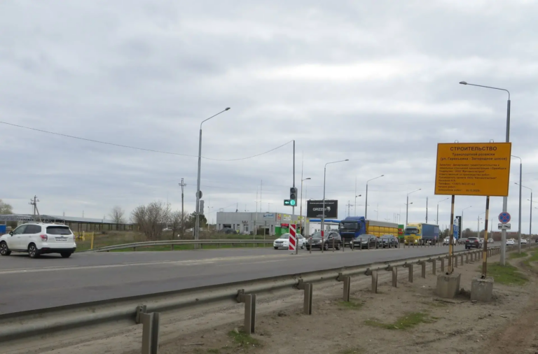    В Оренбурге изменили схему движения на Загородном шоссе Оренбуржье