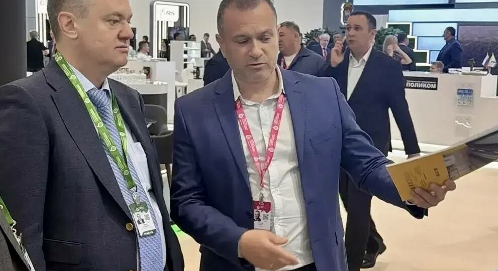 Кирилл Поляков рассказал о помощи петербургским предприятиям в работе на экспорт