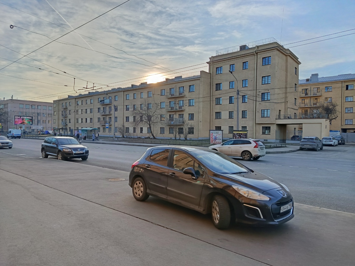 Кондратьевский пр., 40к1