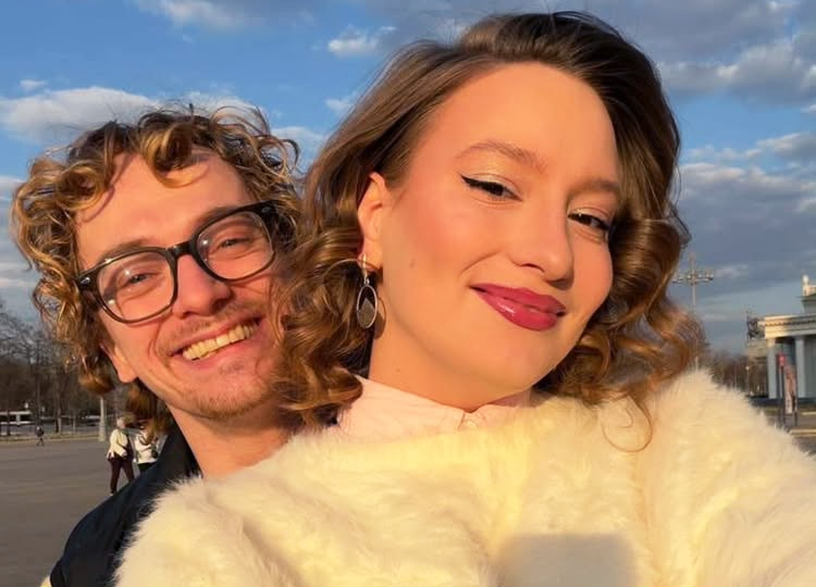 Доигрались! Актер театра «ФЭСТ» в Мытищах и его жена-гример зарезали друг друга: что довело супругов до ножей