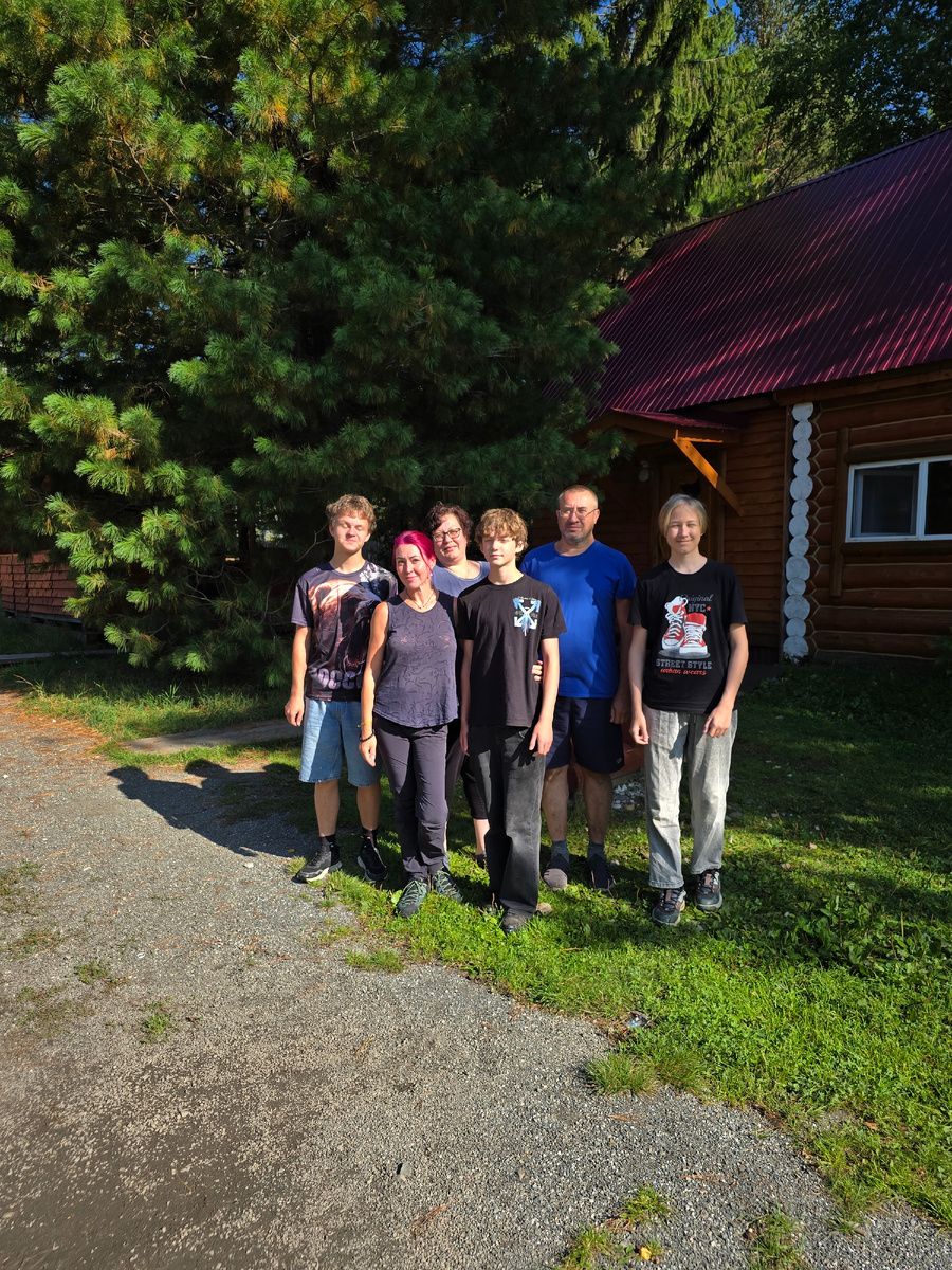 Прощание с сыновьями и подругой детства Екатериной и ее семьей. День 100