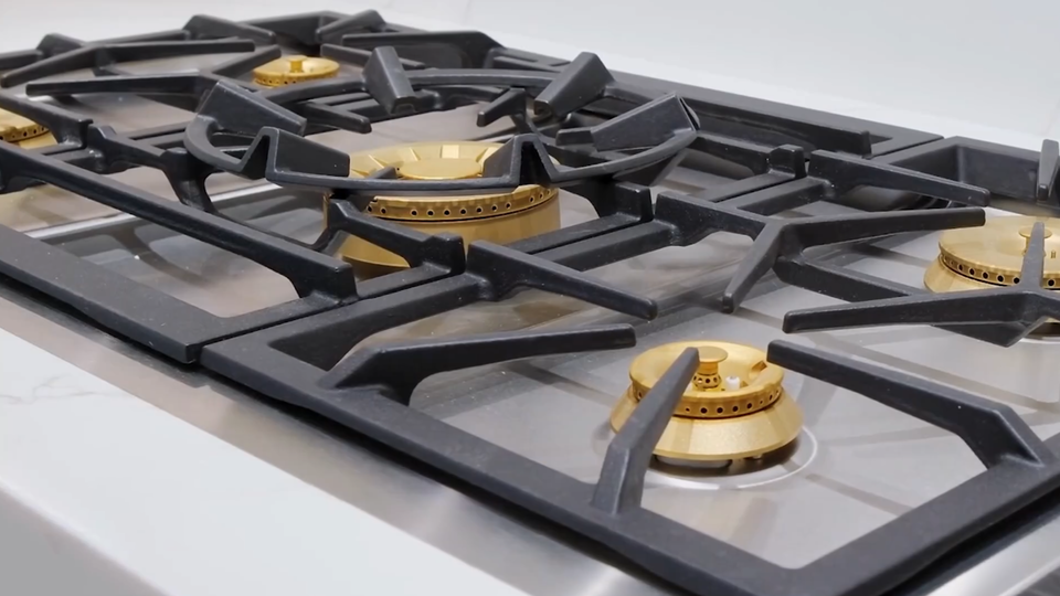 ФОТО: Кадр программы "Купи-продай", РЕН ТВ