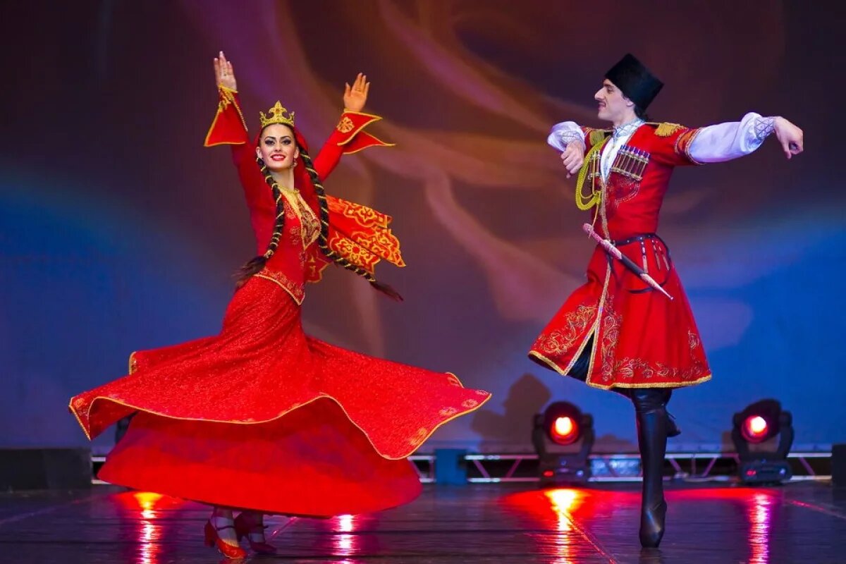    Ансамбль «Лезгинка» направил 1 млн рублей пострадавшим в Дагестане