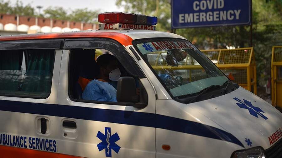 При взрыве на заводе пиротехники в Индии погибли 25 человек