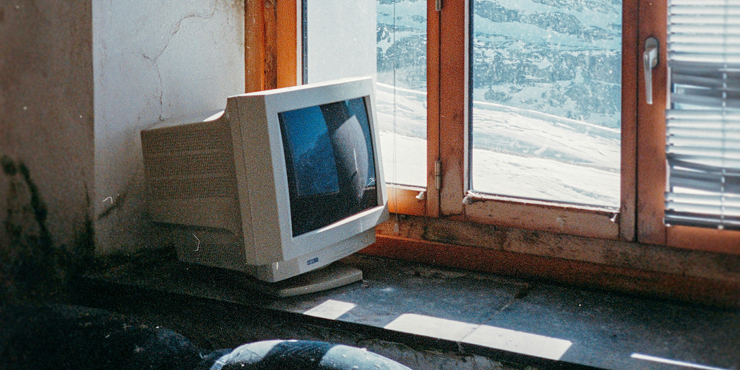 Почему раньше мониторы были квадратные, а сейчас прямоугольные? Разберемся