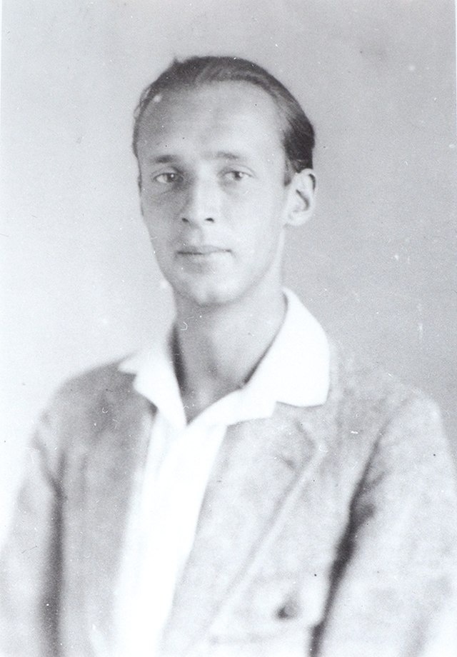 Владимир Набоков в молодости.