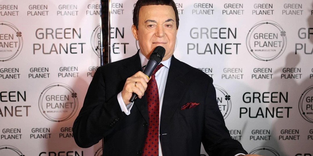 Внучка Кобзона Мишель опубликовала редкое фото подросшего сына