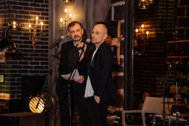    представлено АВИ Кэпитал: