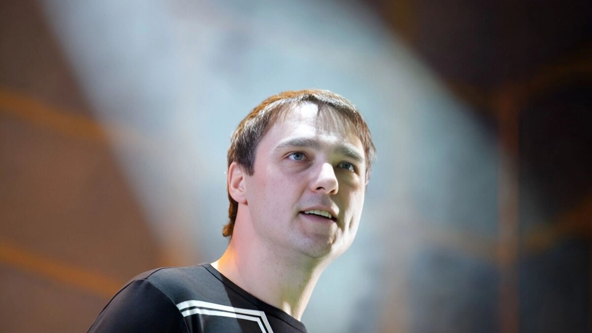    Ростовчане увидели ИИ-кавер на песню Юры Шатунова «Седая ночь» (18+)   Aleksandr Osipov/cc by sa 2.0/wiki