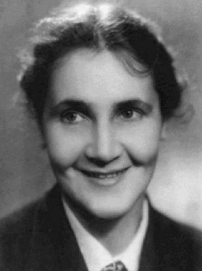 Вера Кузнецова в молодости