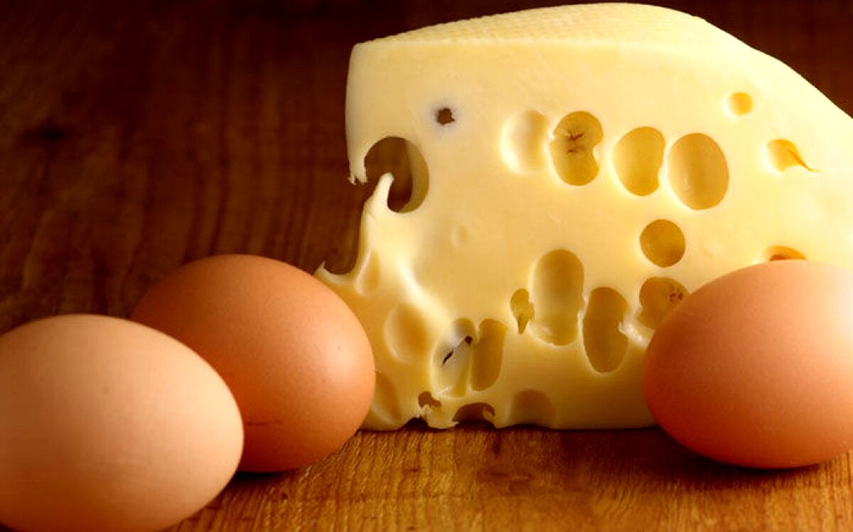 Яйца и твёрдый сыр — B12 для тех, кто не любит рыбу