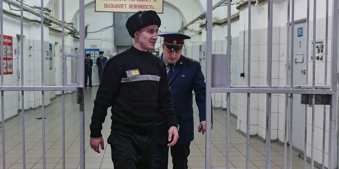 «Ты думаешь, там просто закроют и всё?»: Первые двое суток в СИЗО, о которых не говорят