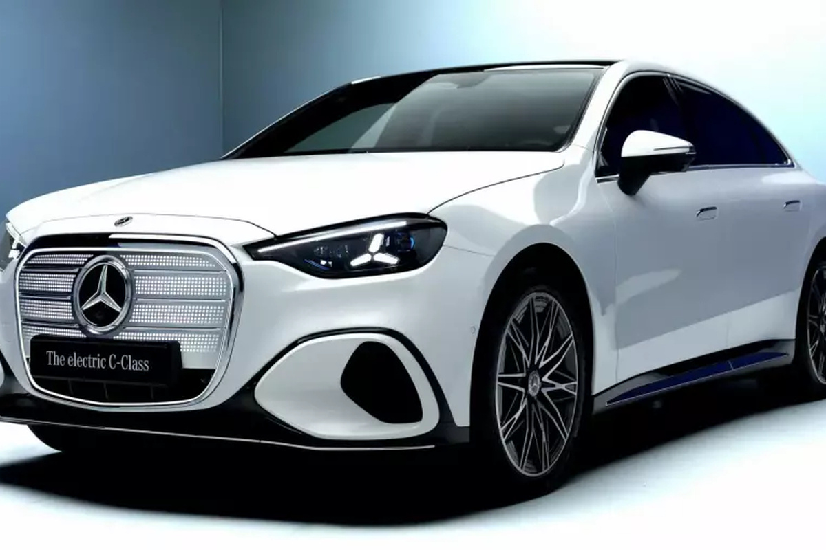    Фото: mercedes-benz.com