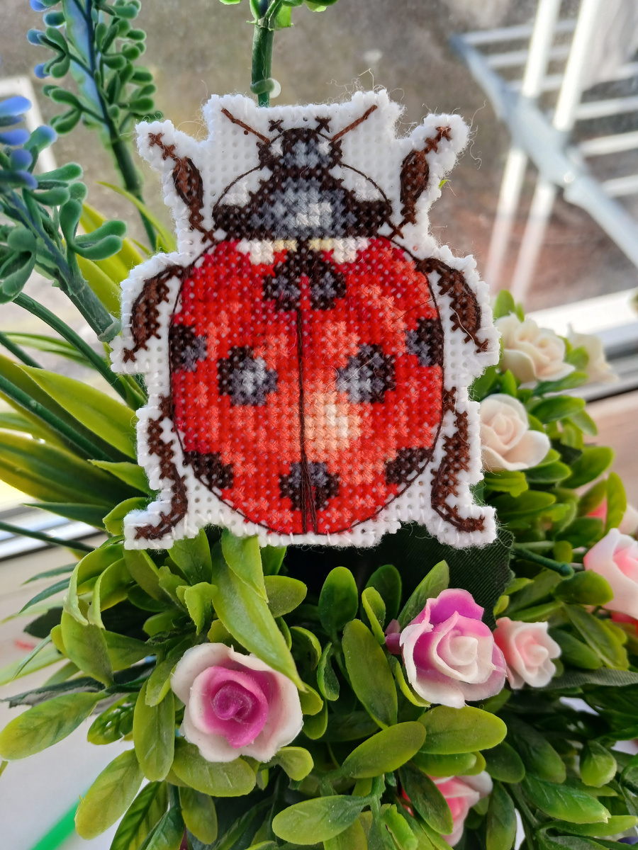 Вот моя первая работа на пластике