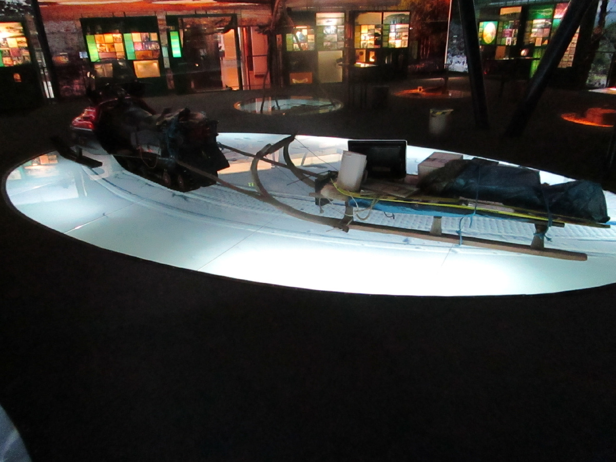 Саамские нарты. Вместо собак - снегоход!