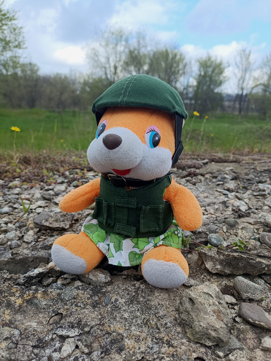 Белочка, готовая ко всяким "неожиданностям".