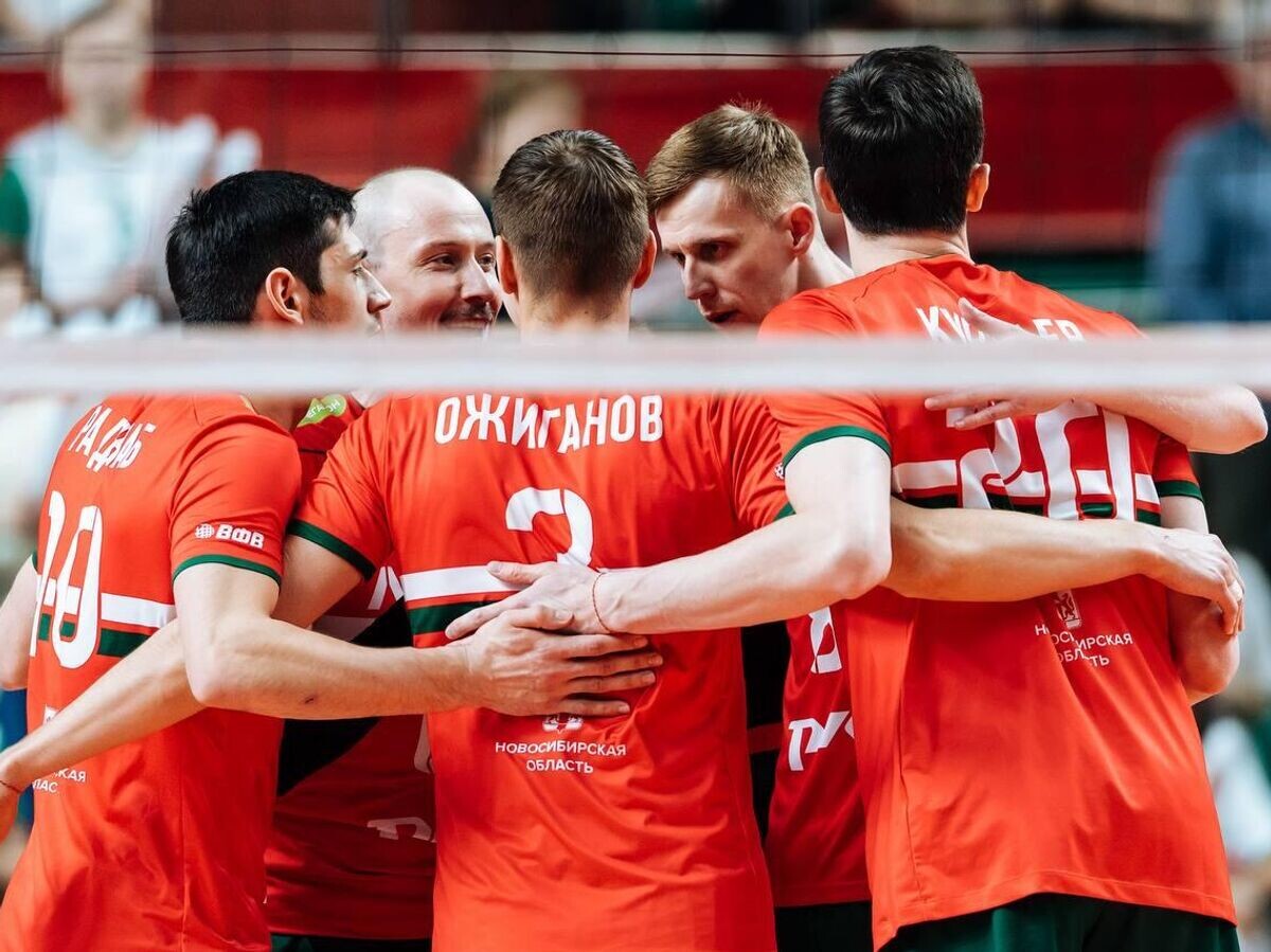    Волейболисты "Локомотива" | © Соцсети ВК "Локомотив" (Новосибирск)