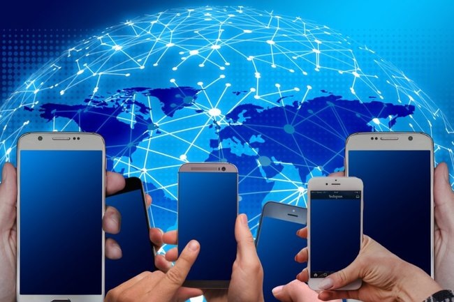 Россияне за границей остались без доступа к «Госуслугам», банкам и сайтам авиакомпаний