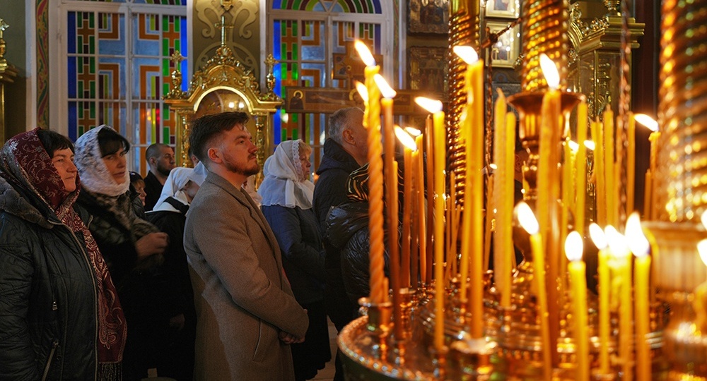 Радоница-2026: Как поминать близких правильно, что можно делать, а что нельзя