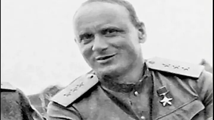 За что у первого главы КГБ Ивана Серова отобрали звание Герой Советского Союза