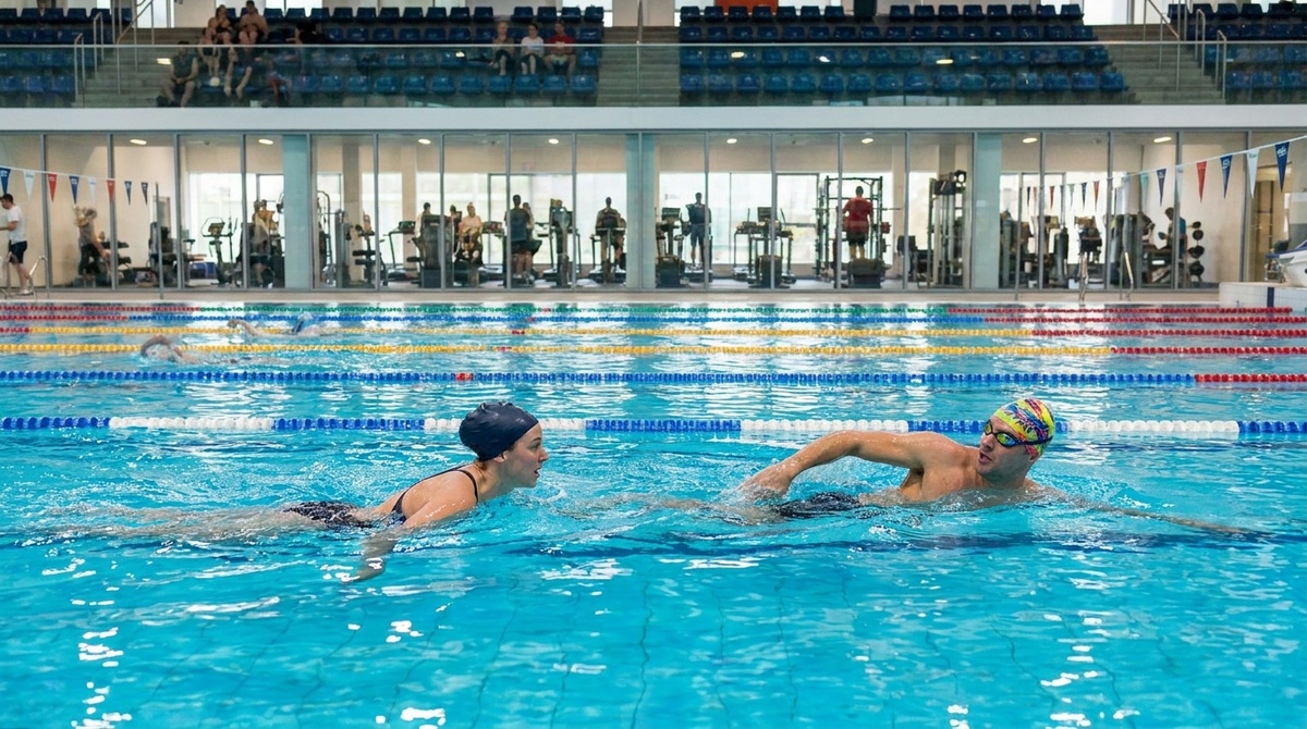 Я уже представляла, как мы с Пашей будем плавать по субботам,