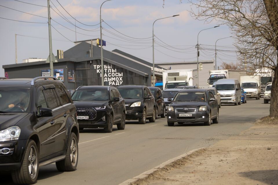    Участок проспекта Строителей перед ремонтом. Апрель 2026. Источник: Виталий Барабаш/"Толк"