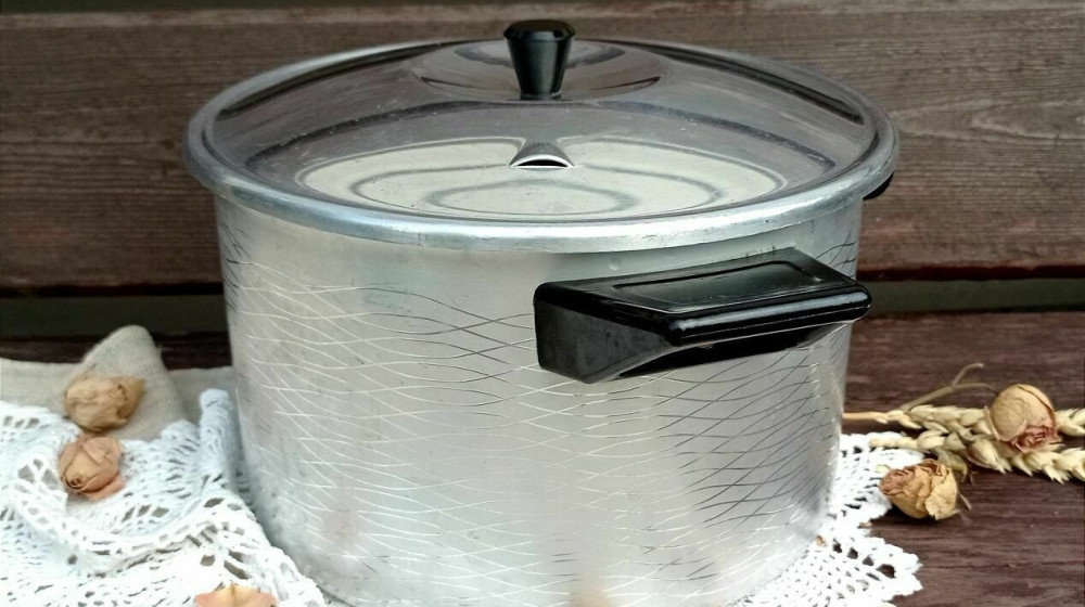    Почему советские кастрюли до сих пор лучше новых: металлург объяснил состав стали