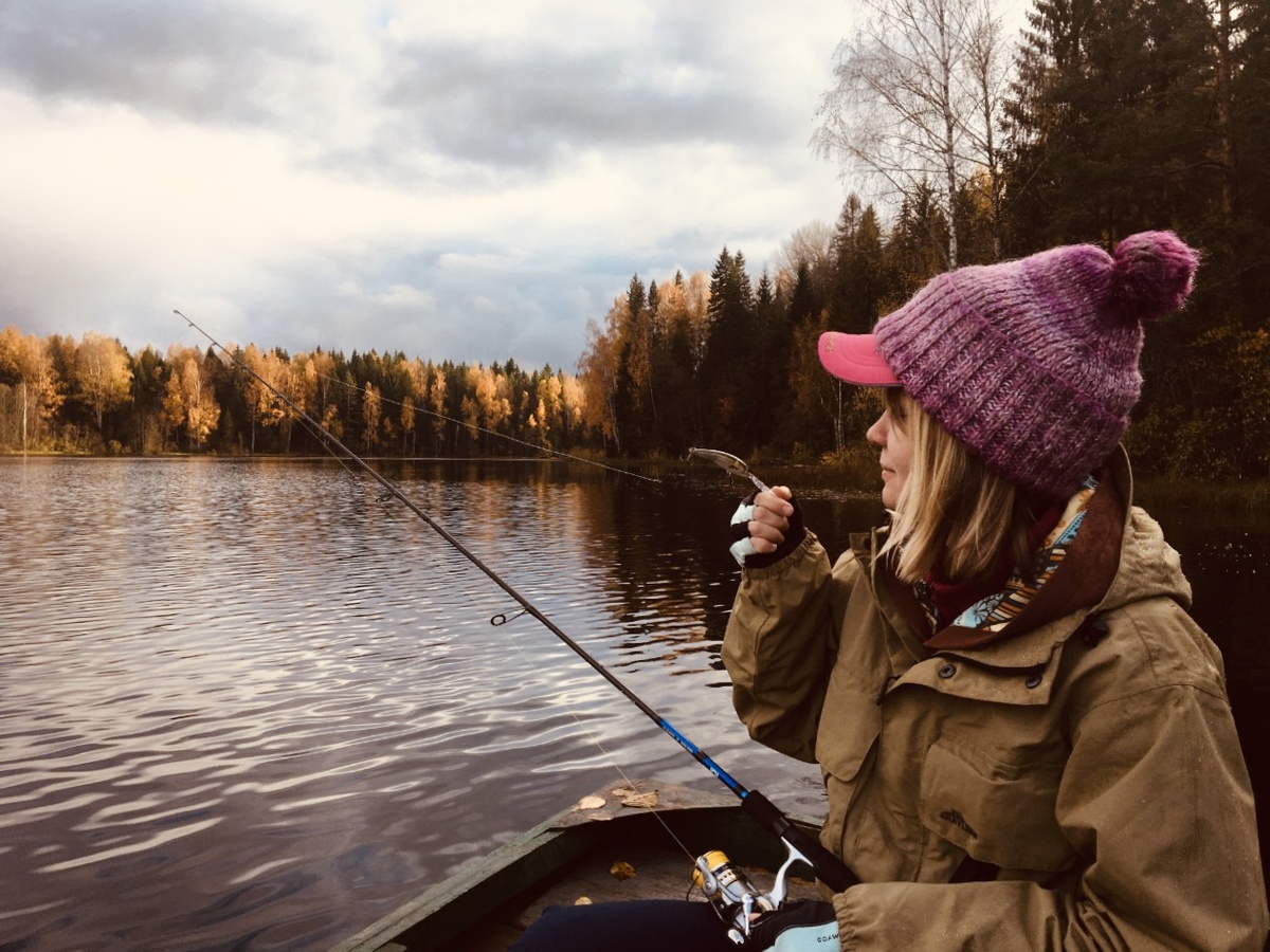 ОР: Приветствую всех рыбаков  и рыбачек! Меня зовут Ольга Романова. 