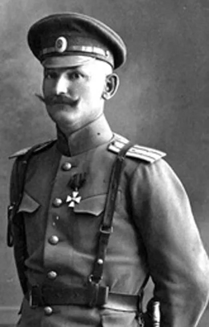 Будущий белый генерал Бакич.