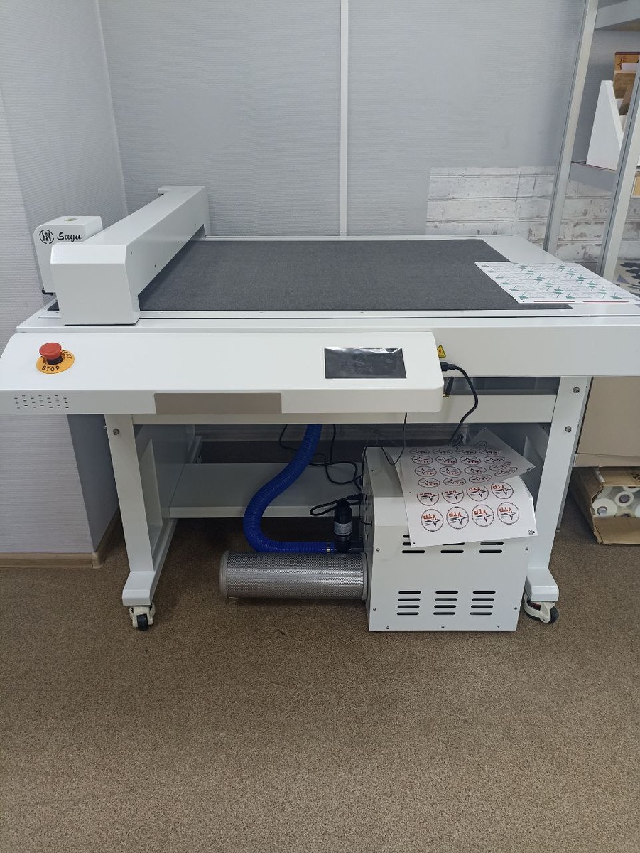 Режущий плоттер Saga SG-FCT6698