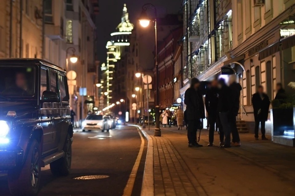    Мужчина ударил парня ножом и скрылся. Фото: Иван Макеев.