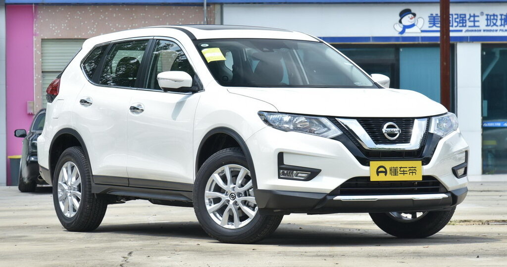Nissan X-Trail из Китая: стоит ли брать “простой” вариант?
