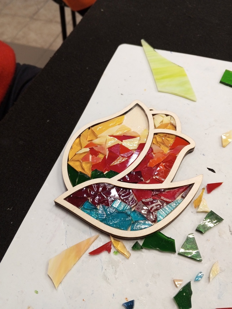 Создание интерьерного декора в технике мозаика