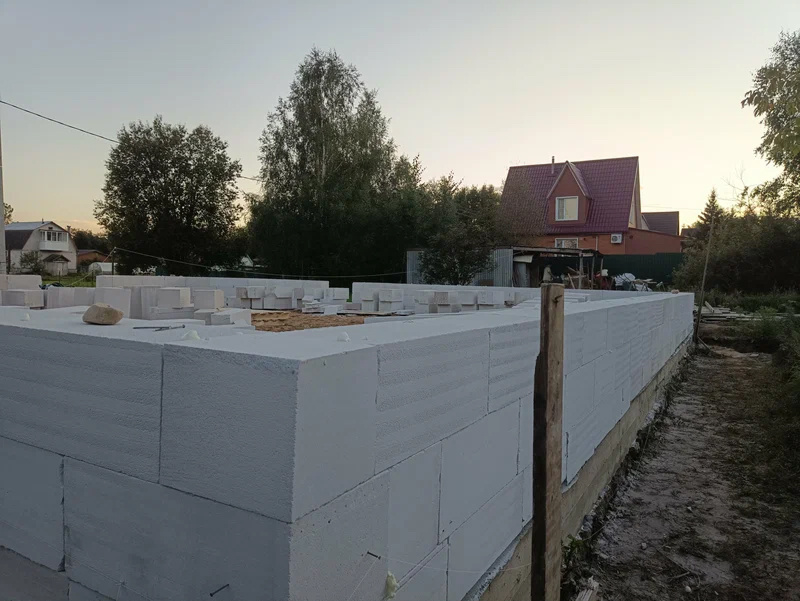 Объект: частный дом
Локация: село Белый Раст, МО
Материал стен: газобетон ГРАС D350
Сроки: оплата 13.08 — доставка 17.08
