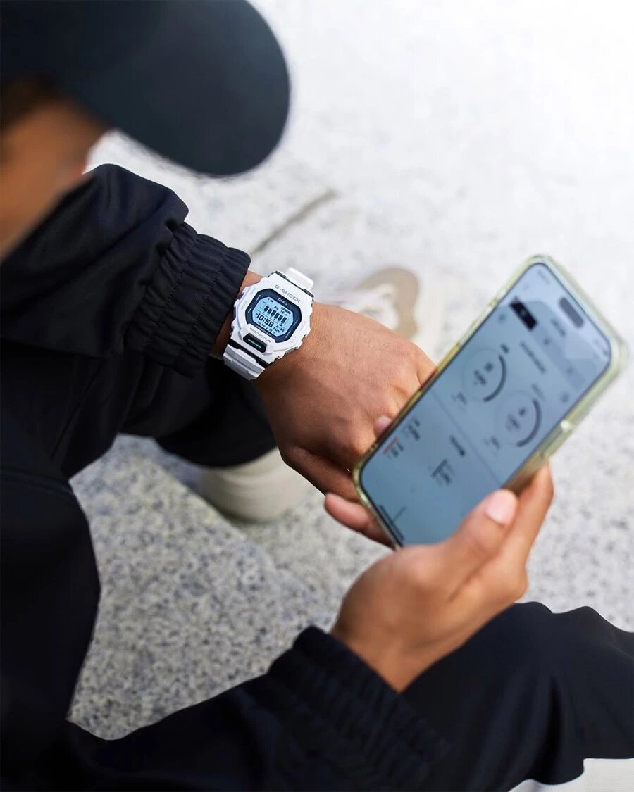 Часы G-Shock GBD-200-7E оснащены Bluetooth и шагомером, батарея работает около 2 лет