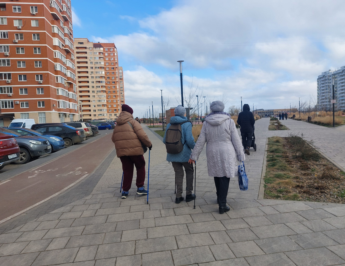 Старость меня дома не застанет