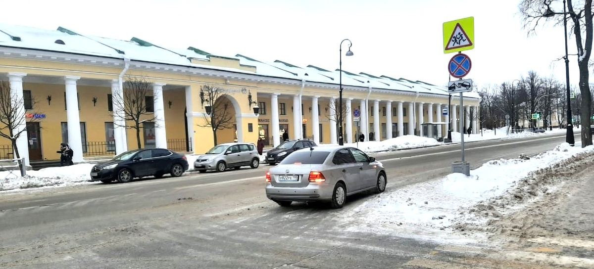 Проспект Ленина, Гостиный двор, Кронштадт (личное фото)