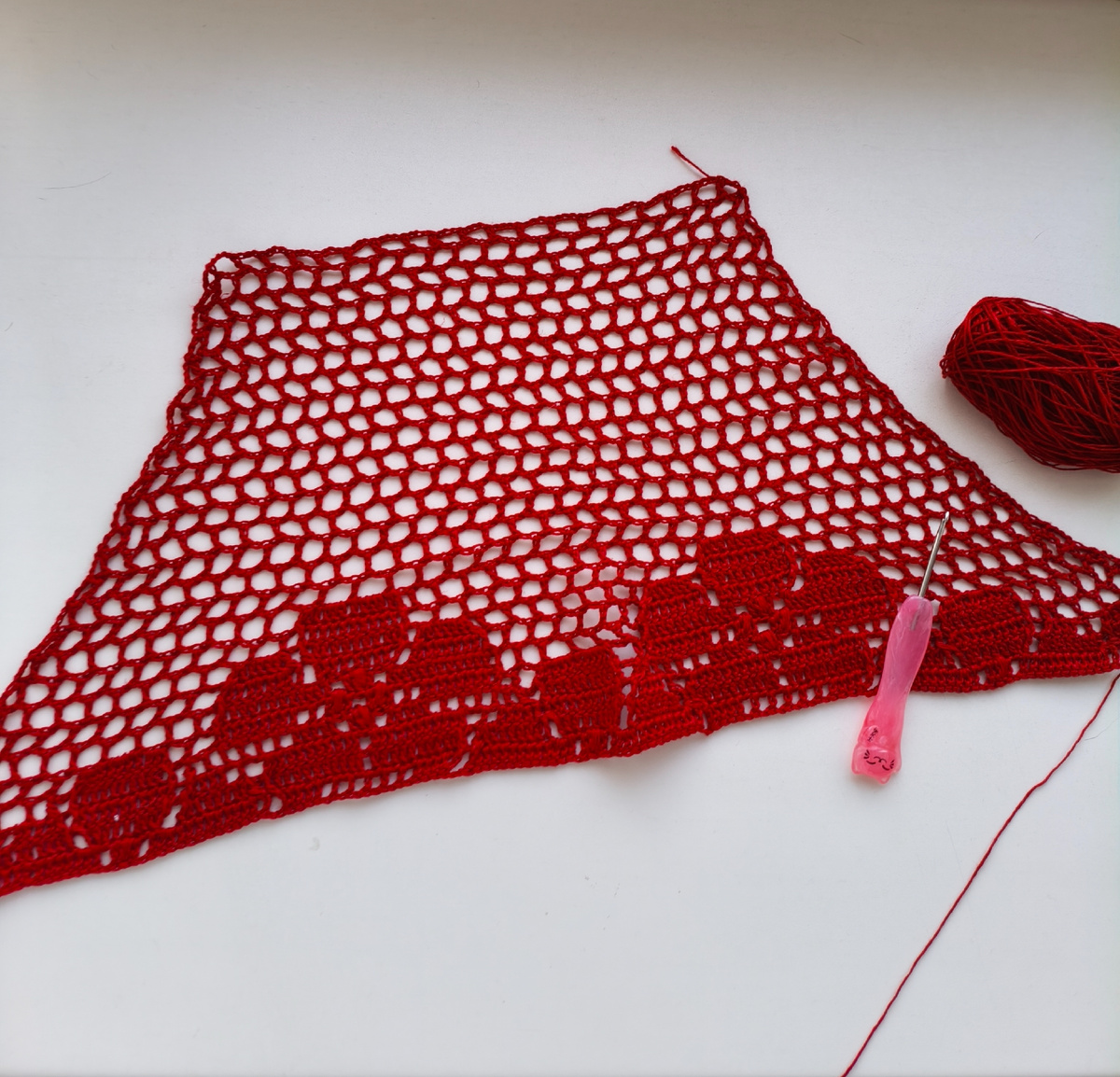 Назовем его "Красный цветок"