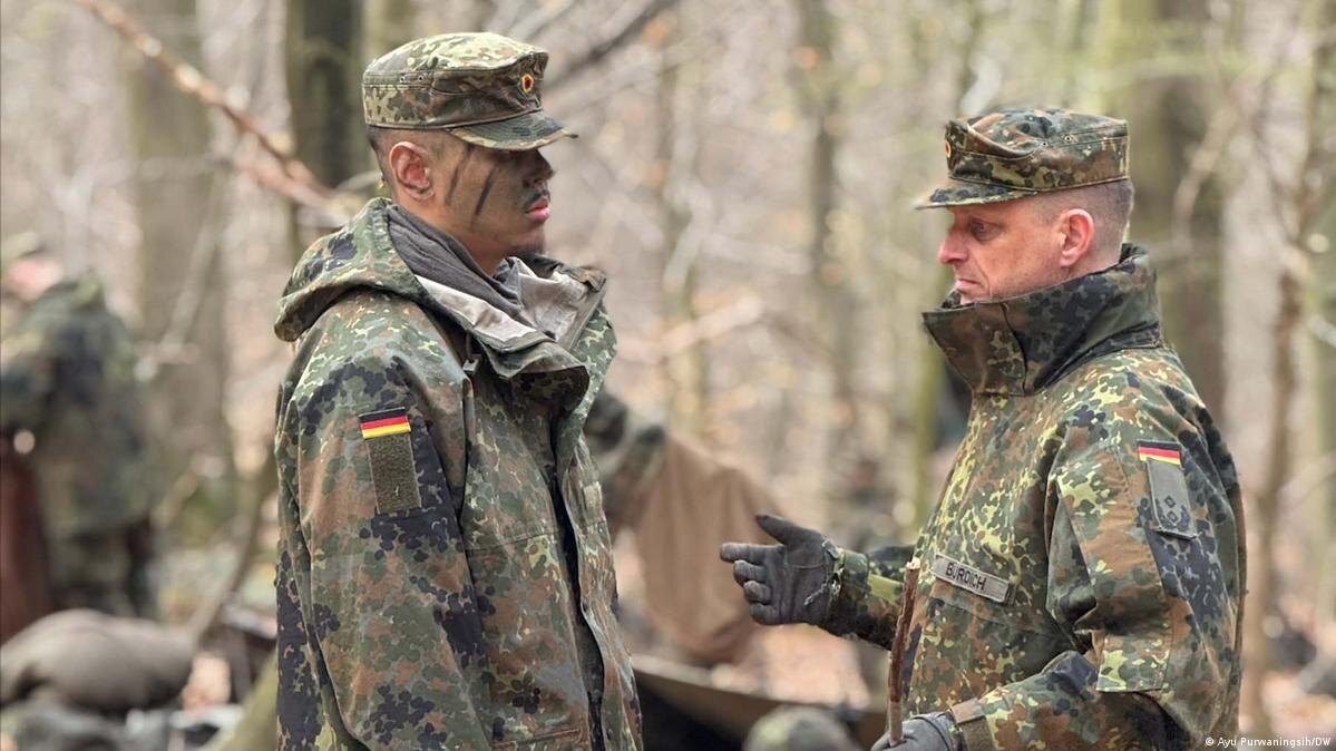    В Германии призывают повысить предельный возраст резервистов до 70 лет