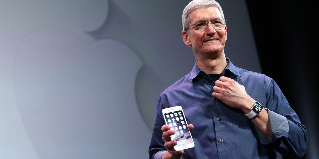 Тим Кук покидает пост главы Apple