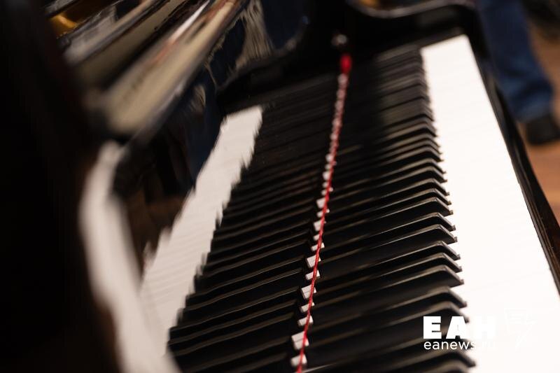    ЕАН. Клавиши пианино