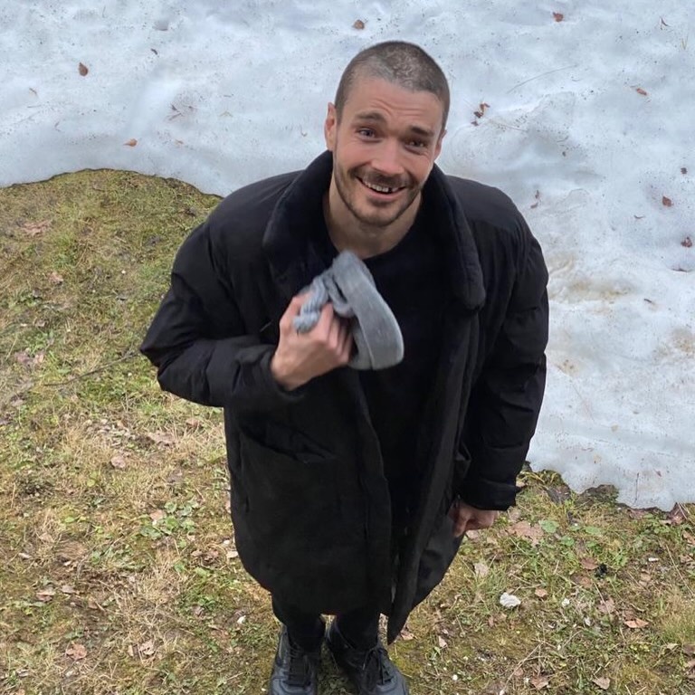    Максим Матвеев в роли Артема СтрелецкогоСоцсети Максима Матвеева