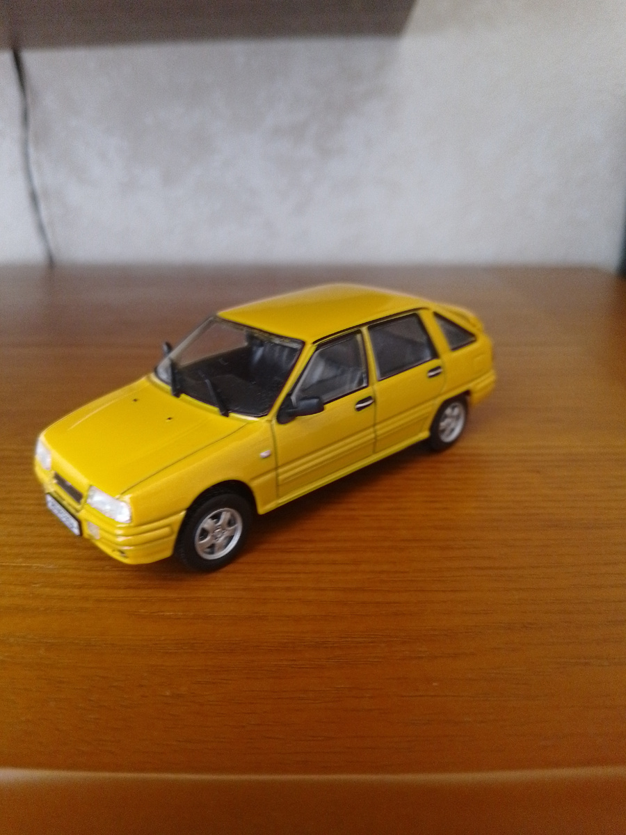 Модель из журнальной серии "Автолегенды- новая эпоха на дорогах России.